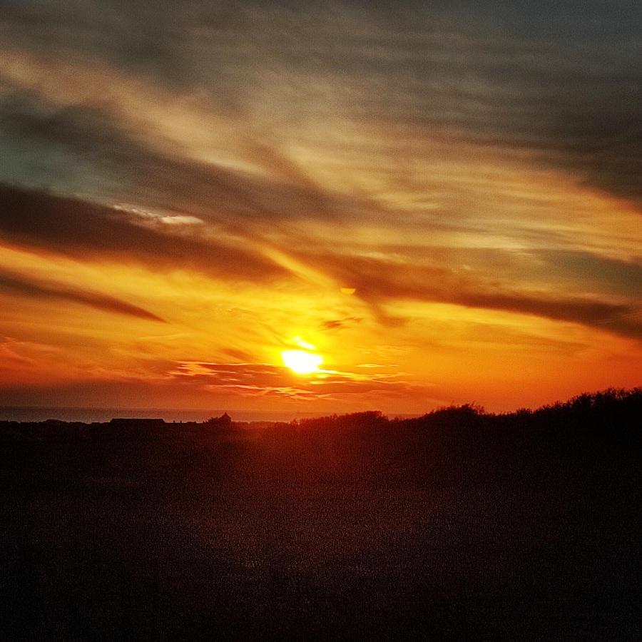Au Coucher Du Soleil Ambleteuse Εξωτερικό φωτογραφία